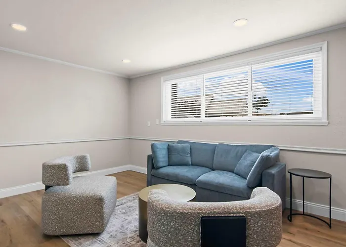 Newly Renovated Unit In Spfld #101 * Springfield