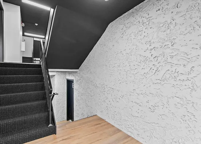 Newly Renovated Unit In Spfld #101 Apartamento *